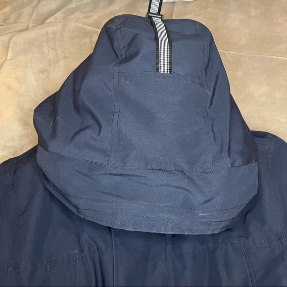 Canada Goose Sanford Parka - Picture 10 of 15
